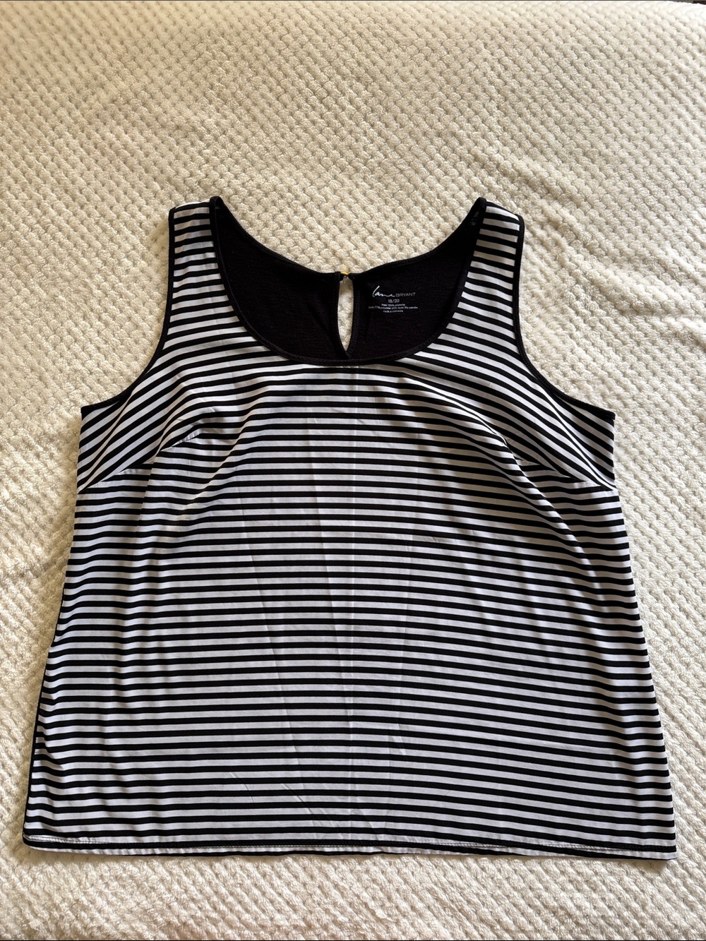 👚 Lane Bryant Black & White Striped Sleeveless Tank Top – Women’s Size 18/20